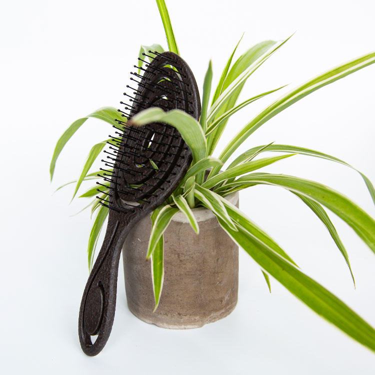 Coffee grounds biodegradable eco-friendly detangler curler vented hair brush
