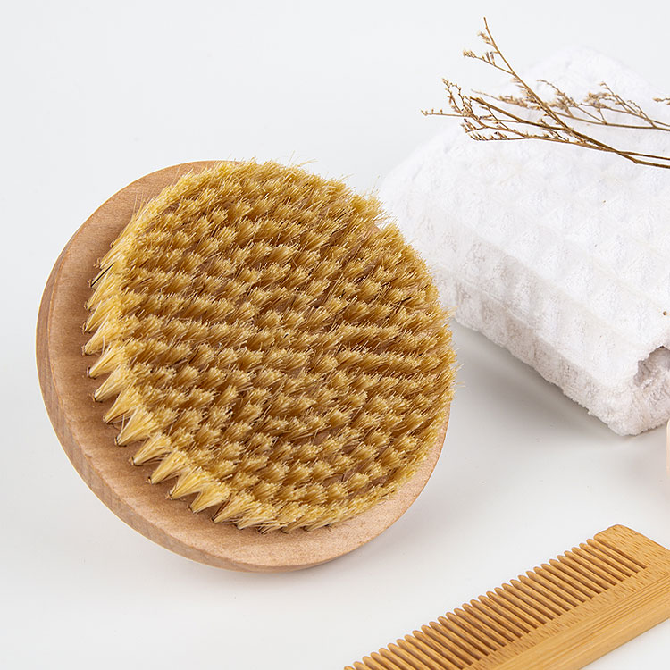 Handheld sisal bristles wood bath brush