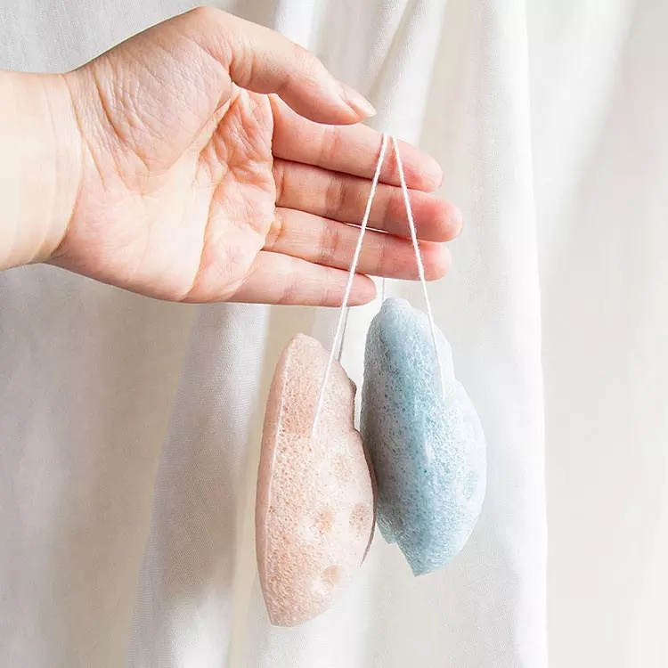 Eco-friendly organic plant soft gentle exfoliating cute baby body cleaning konjac bath sponges