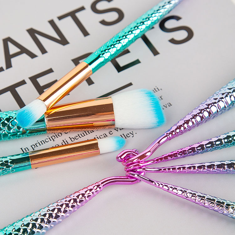 New makeup Beauty tool Makeup brush full set with mermaid handle