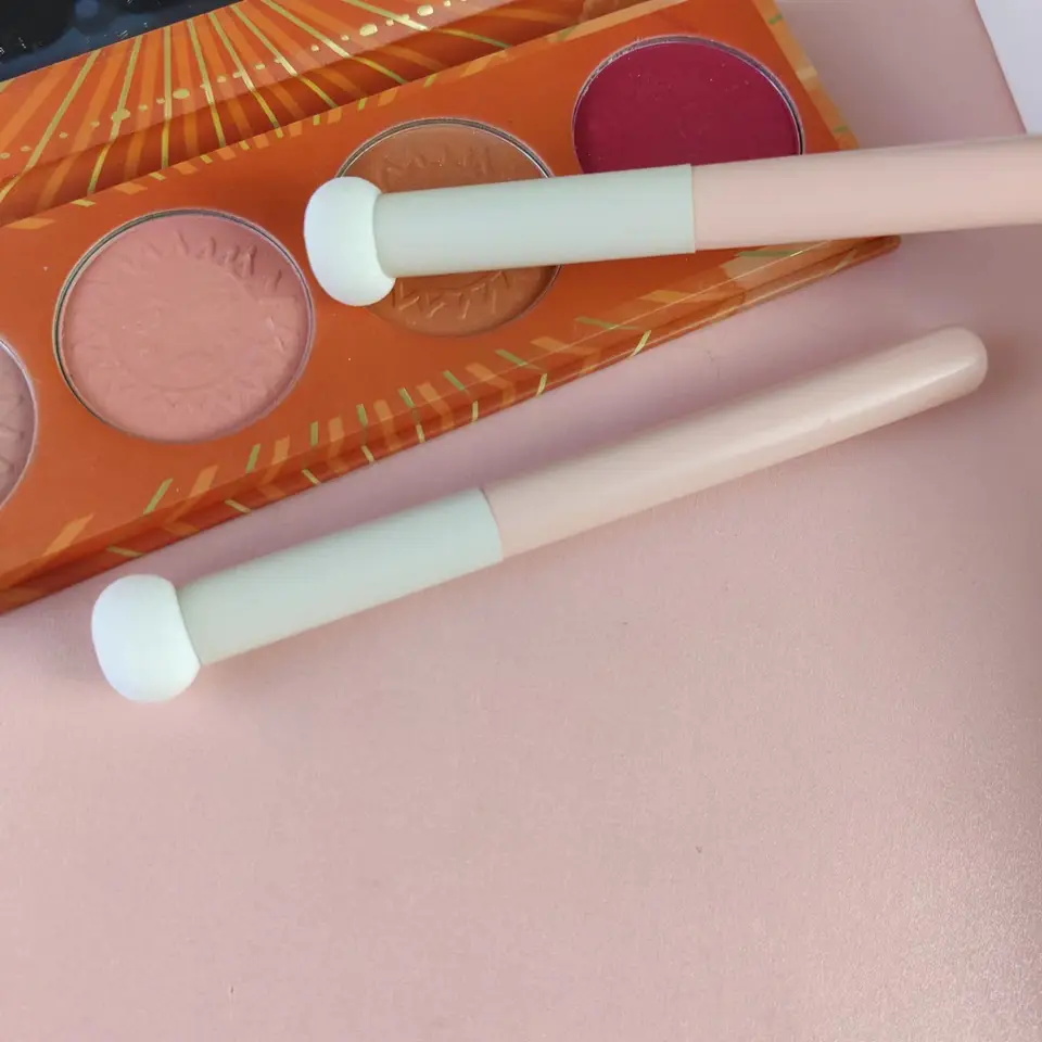 Small Steamed Bun Mushroom Head Sponge Wet and Dry Concealer Brush