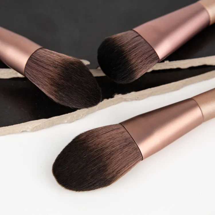 12 Pcs Eyeshadow Foundation Powder Makeup Brush Kit