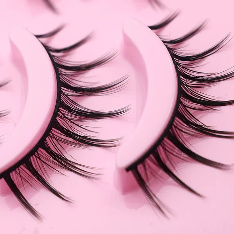 Natural look False Eyelashes Private Label With Pink Tray